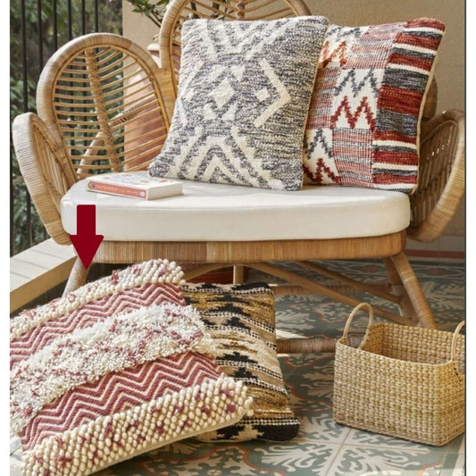 Cotton Knitted Cushion (VV-5534)