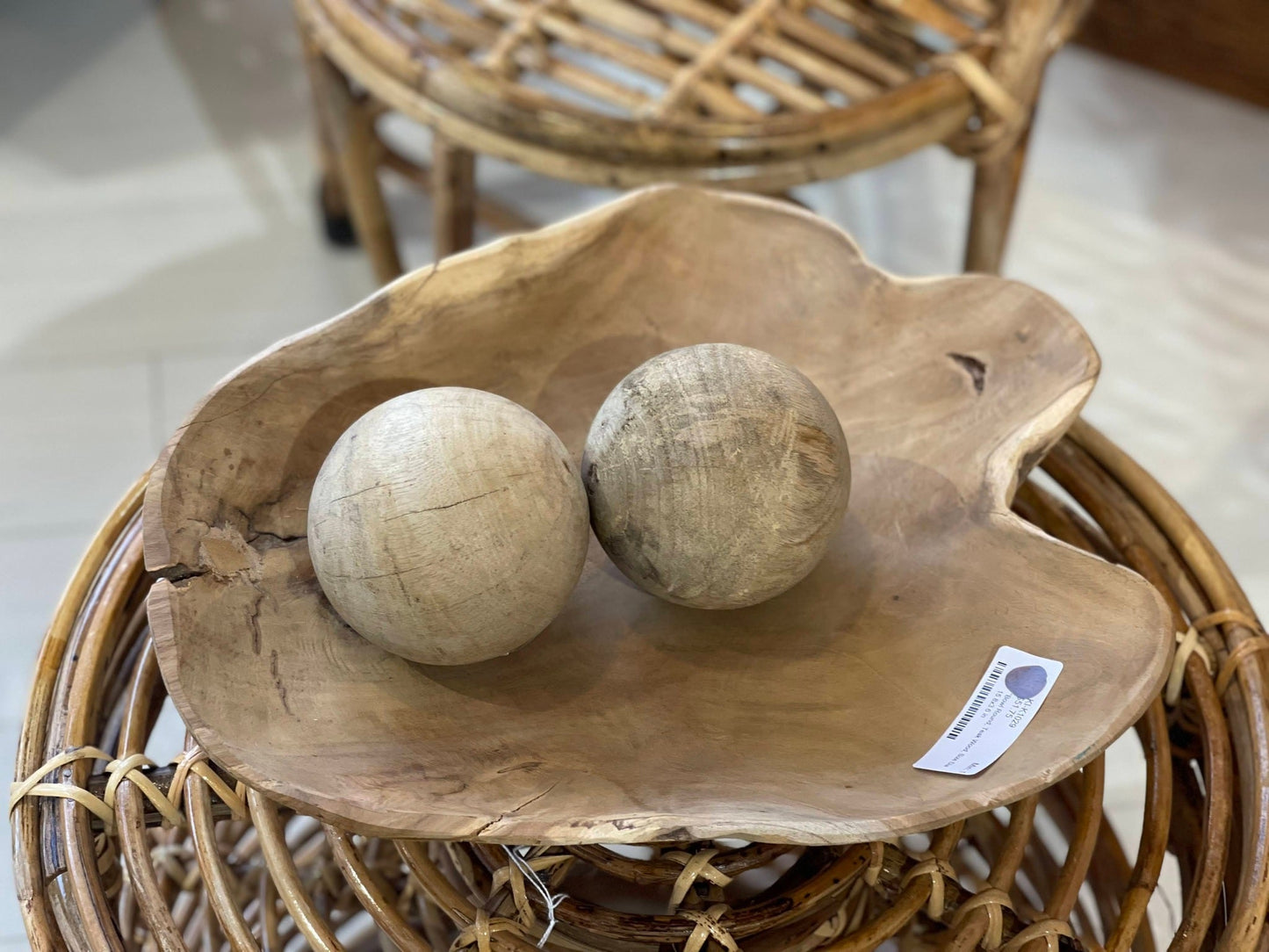 Boule décorative en bois