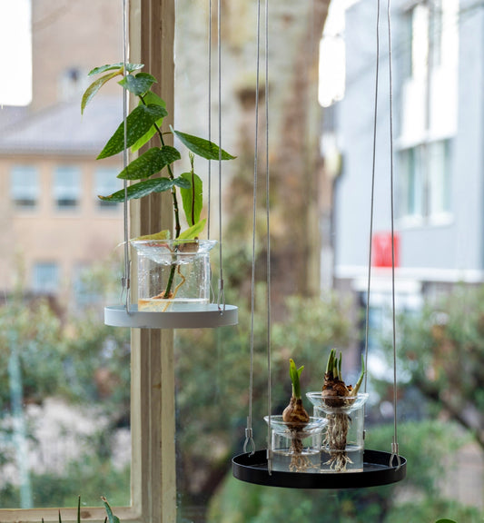 "Plateaux Ronds Suspendus S, 2 Ass. Couleur : Noir & Blanc"