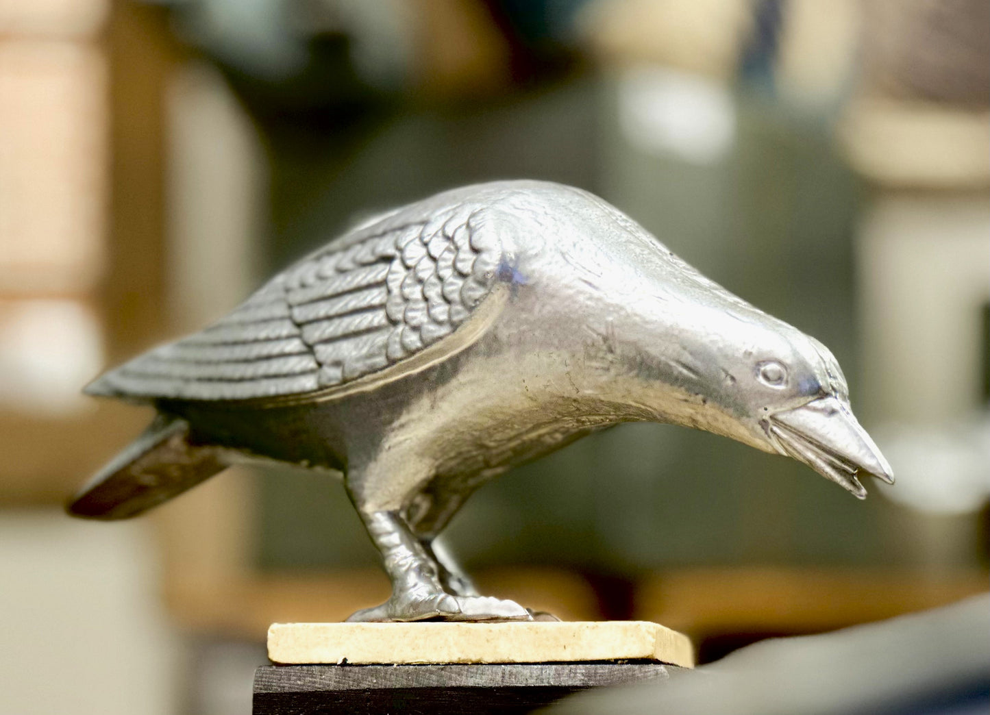 Cast Iron Crow, Head Down, Sliver Finish