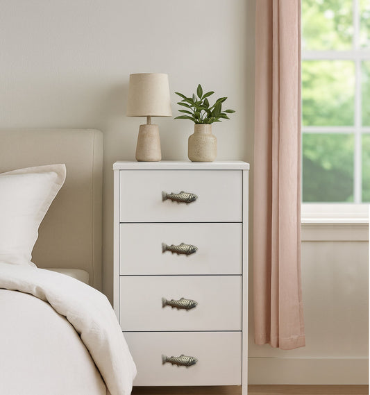 Fini antique de bouton de poisson