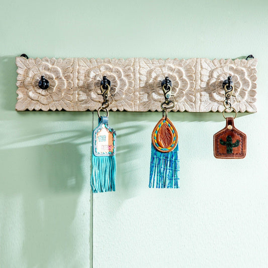 Carved Wooden 4 Hooks Rack