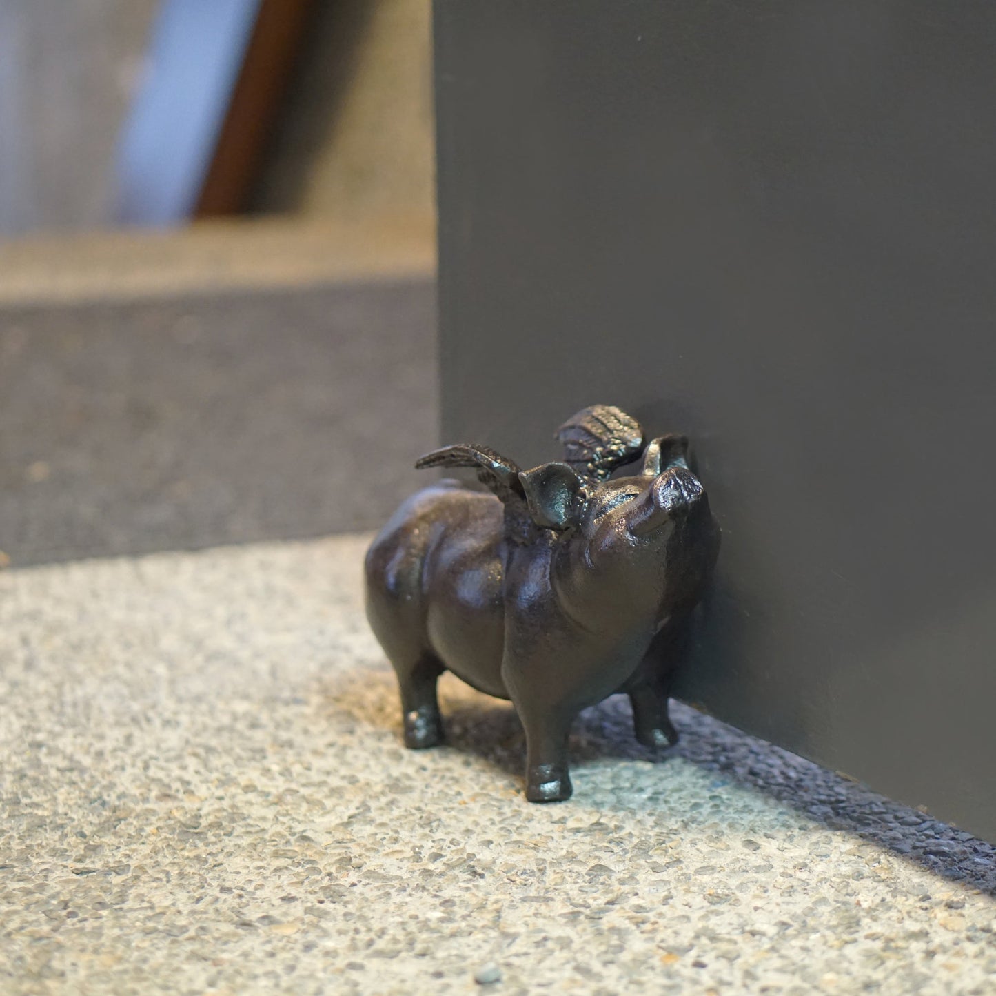 Flying Pig, Large