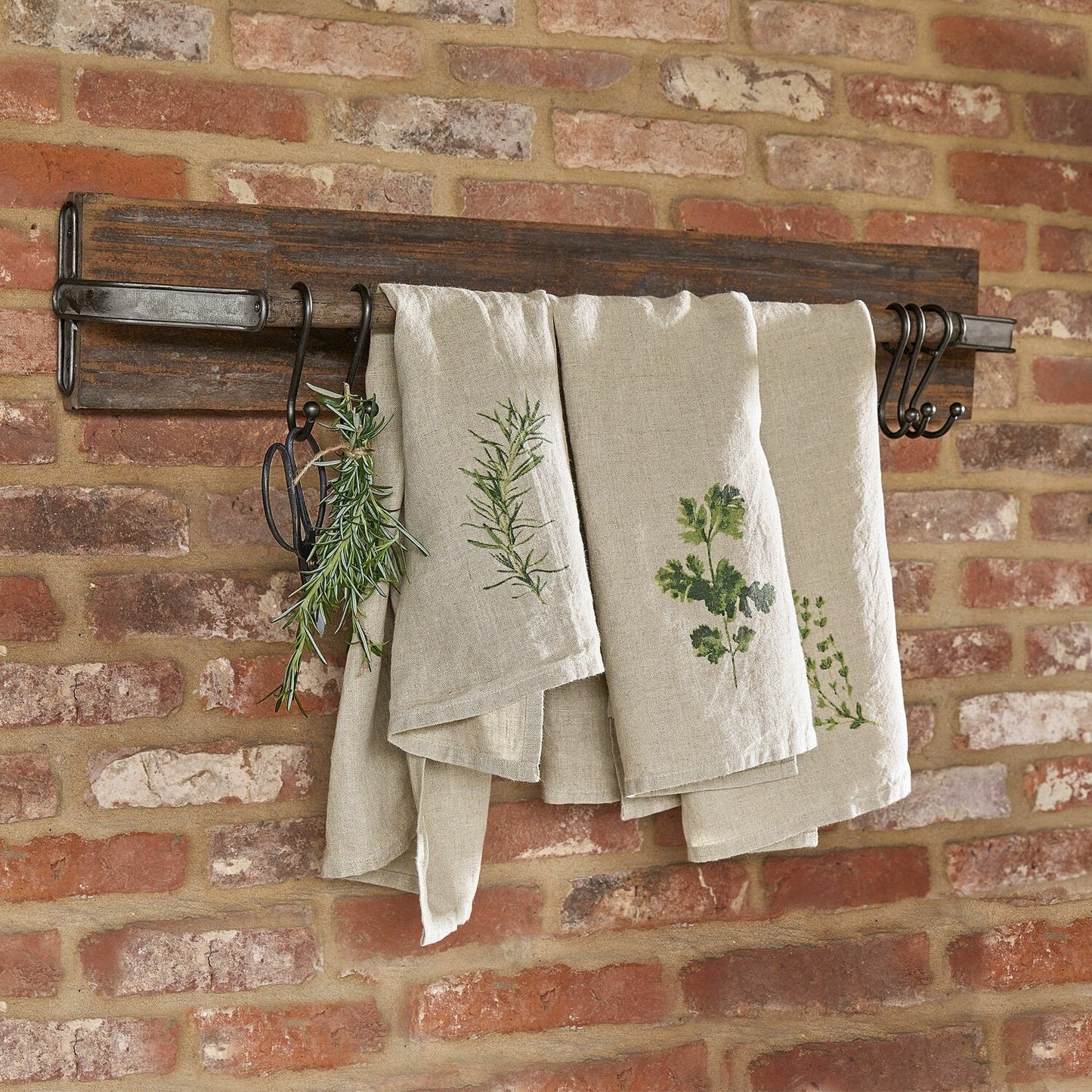 « Support mural en bois avec crochet en métal, 25 % de rabais »