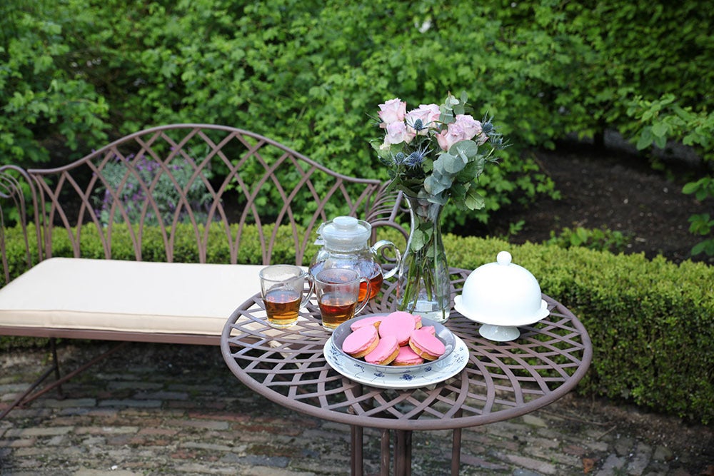 Banc de jardin en métal