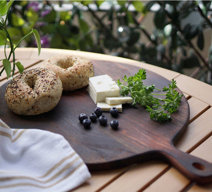 "Planche à découper en bois ronde S, sans danger pour les aliments"