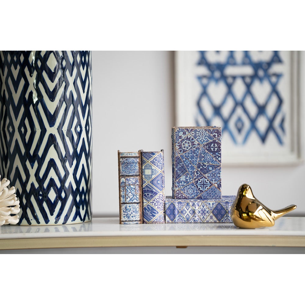 Blue Aand White Book Boxes, Set of 4