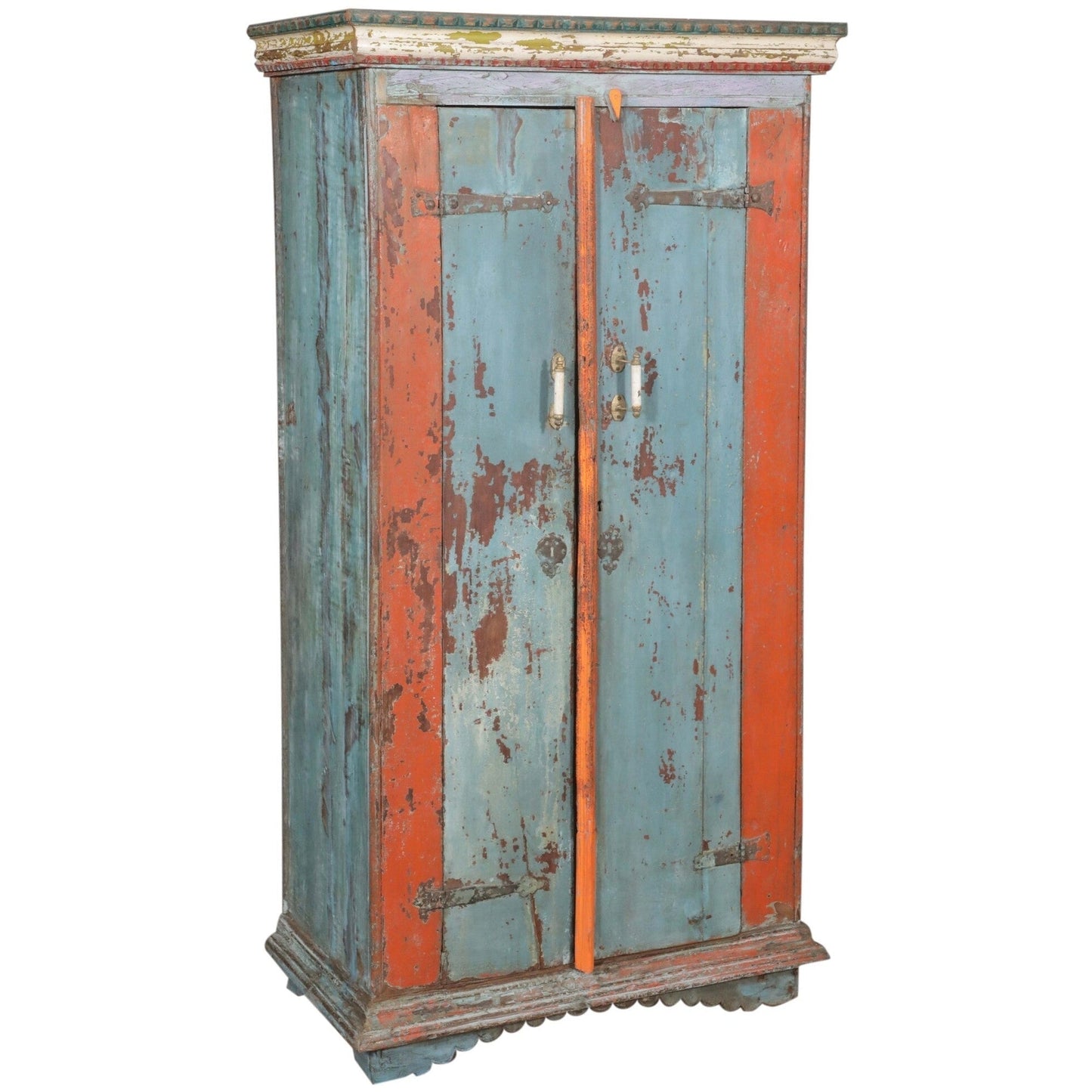 RM-062470, Wooden Cabinet