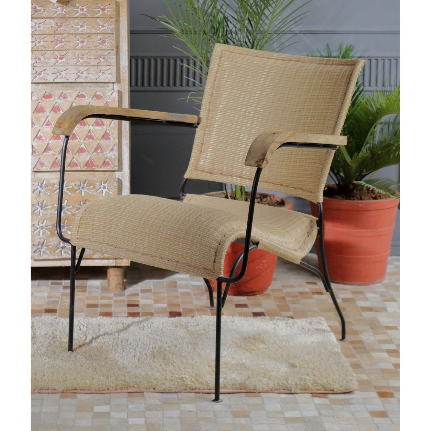 Fauteuil à structure en métal, beige