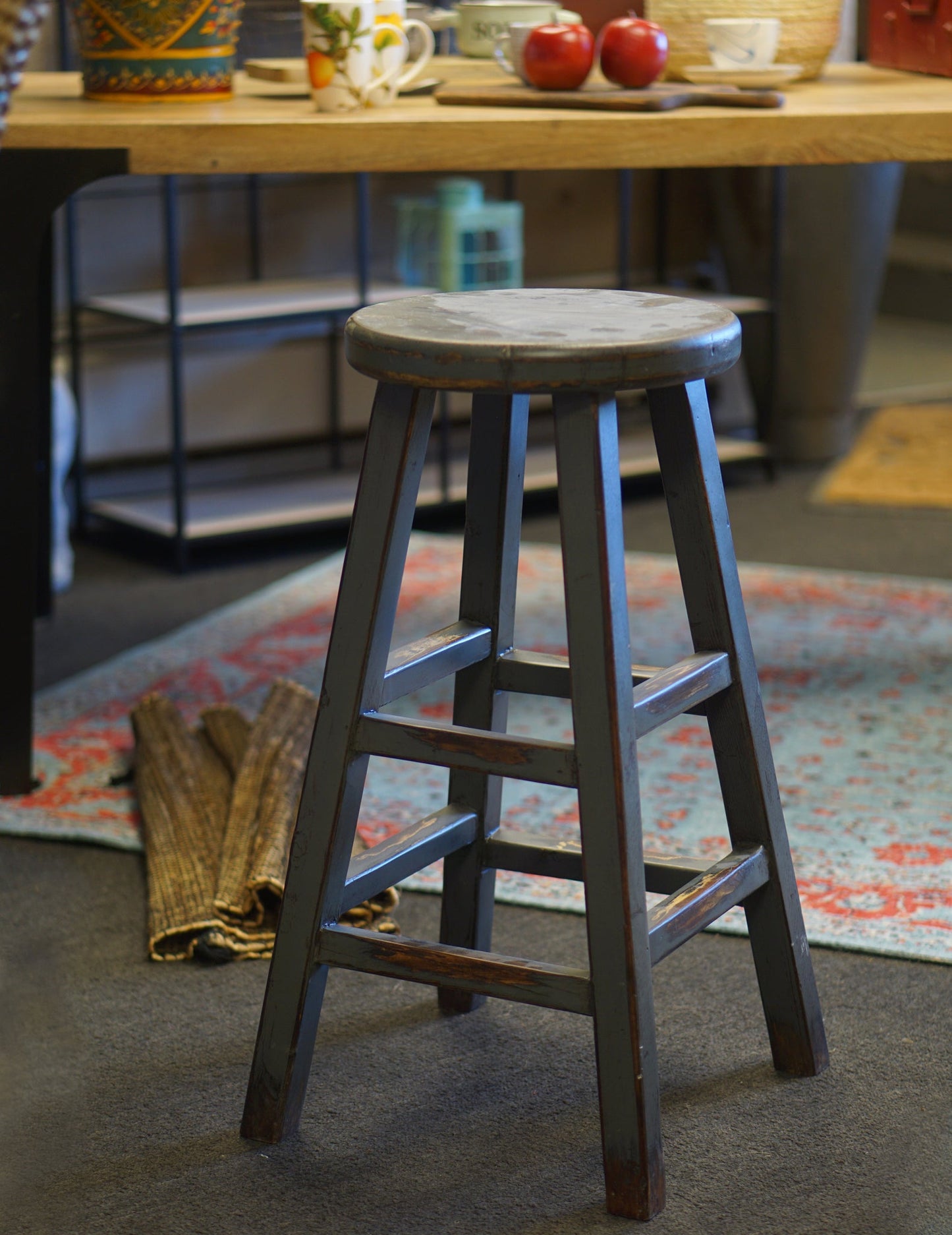 Kovu Round Counter Stool Gray