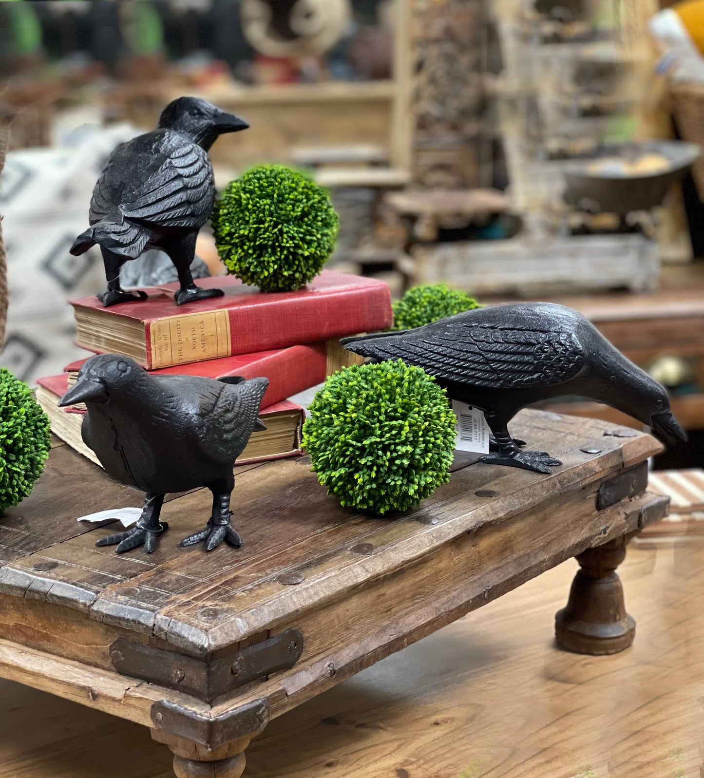 Statue de jardin de corbeau en fonte avec tête à côté, statuette de corbeau noir